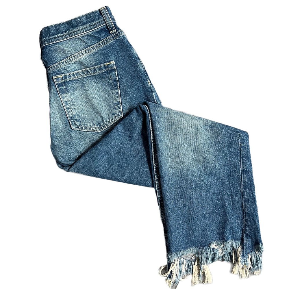 Distressed Blue Jeans - Picture 4 of 10